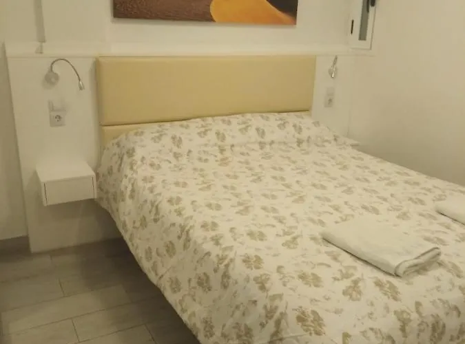 Vv Canteras Sol Y Playa *